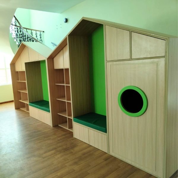 House Shaped Shelving With Seating