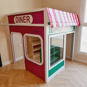 Double Side Facade Restaurant and Green Grocery