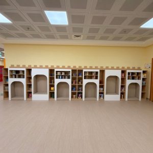 Reading Nook with Shelving Unit Type 2 - 1